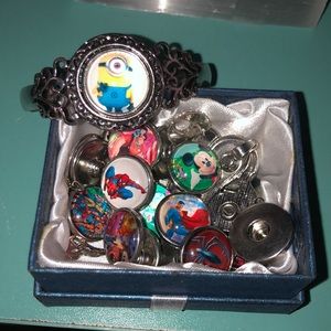 Snap on bracelet
